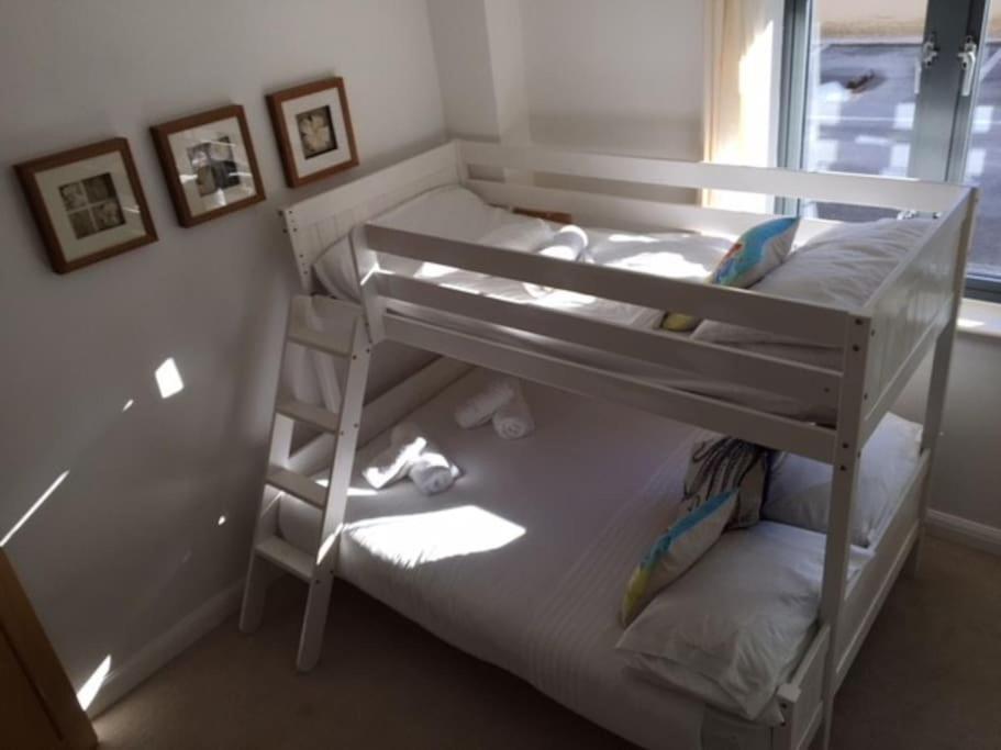 New Quay 2Bed With Pool & Sea View Apartment מראה חיצוני תמונה